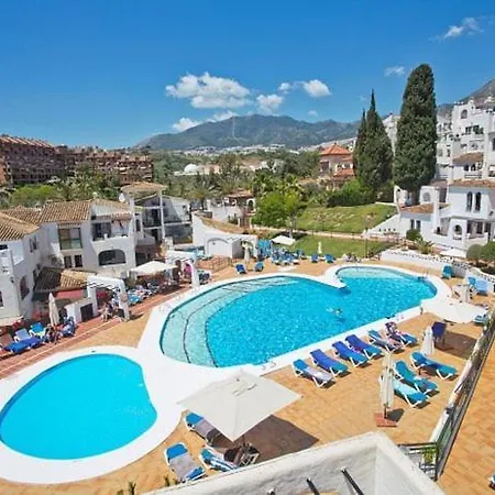 Pool Views Pueblo Evita * Benalmádena